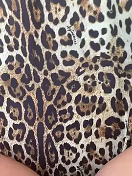 Wet-Pussycat Image 15