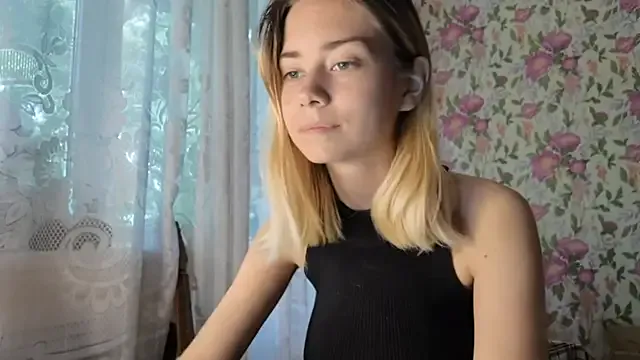 Clinic_Sexy – webcam model profile photo Image 2