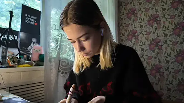 Clinic_Sexy – webcam model profile photo Image 5