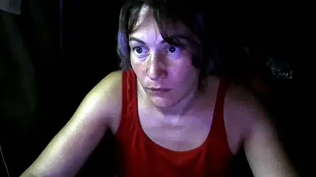 ReneeSuarez – webcam model profile photo Image 15