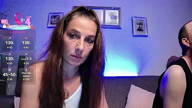 Anita – webcam model profile photo Image 3