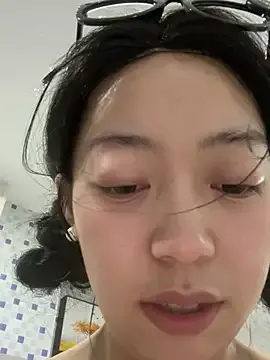 EsmeBrowm – webcam model profile photo Image 11