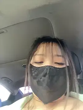 LizBentley – webcam model profile photo Image 3