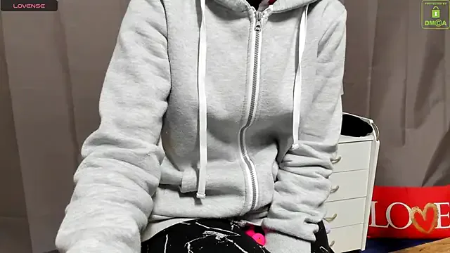 xSportyKatyx Image 7