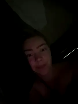 KatieMayers – webcam model profile photo Image 4