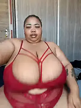 AdelLonsford – webcam model profile photo Image 13