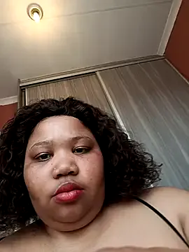 AdelLonsford – webcam model profile photo Image 19
