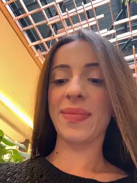KatieMayers – webcam model profile photo Image 18