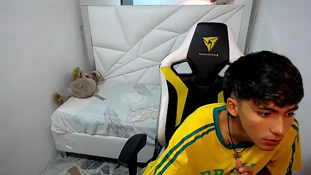 yiisu_ Image 2