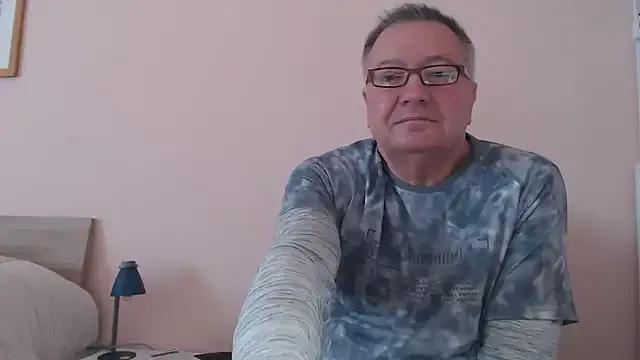 YOU6me – webcam model profile photo