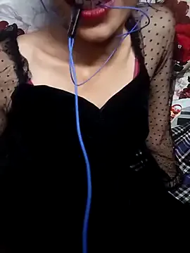 LiliBanger – webcam model profile photo Image 2