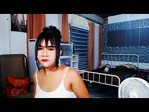 NETORARE_SECRET – webcam model profile photo Image 8