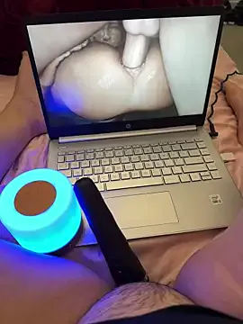 ElaRossie – webcam model profile photo Image 2