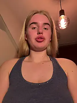 yourhornyslut Image 3