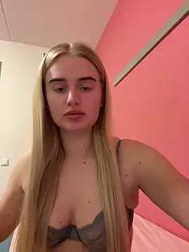 yourhornyslut Image 5