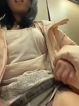 linahelen – webcam model profile photo Image 19