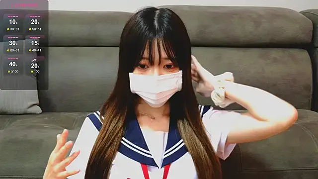 MilaDelays – webcam model profile photo Image 3