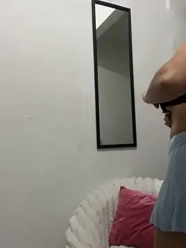 YuehLuv666 Image 14