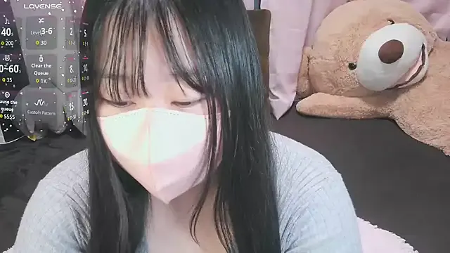 Novababy18 – webcam model profile photo Image 14
