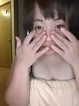 EsmeBrowm – webcam model profile photo Image 7