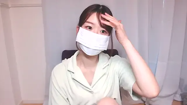 GracieCarter – webcam model profile photo Image 2