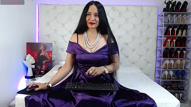 RuslanaXX – webcam model profile photo Image 10