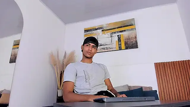 ElaRossie – webcam model profile photo Image 19