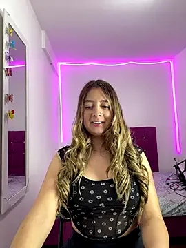 YourMommyBlair – webcam model profile photo Image 16