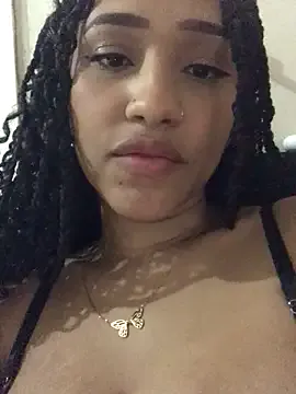 AdrennaLynee – webcam model profile photo Image 2