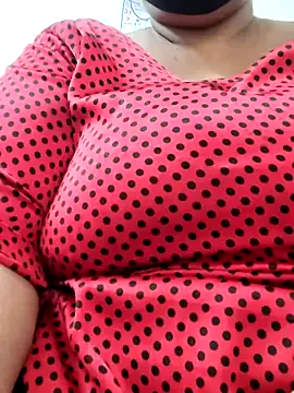 KaiaLoren – webcam model profile photo Image 8