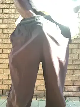 EvanyaRose – webcam model profile photo Image 5