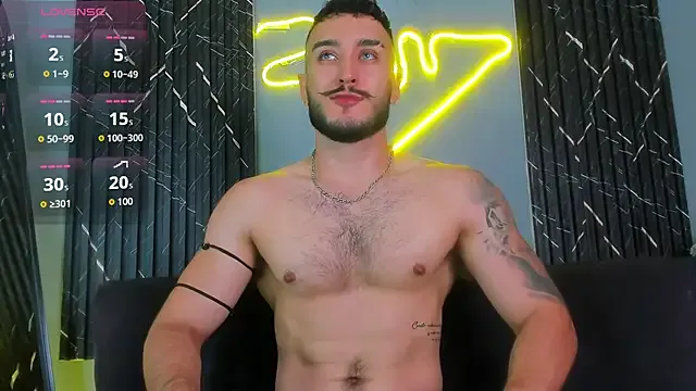 DubleDuble – webcam model profile photo Image 10