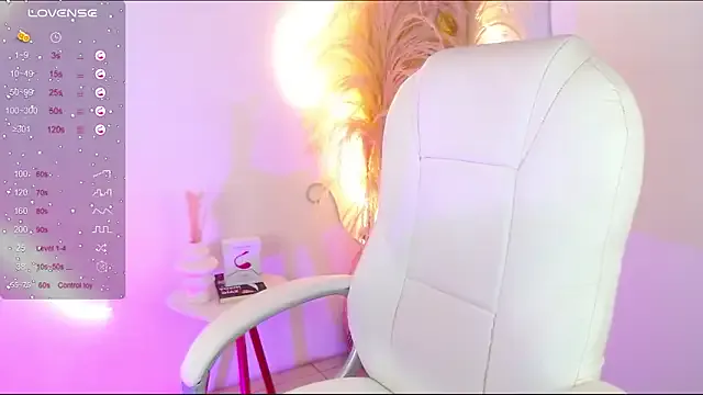 V-Hot-Sweti – webcam model profile photo Image 2