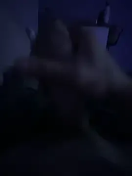 SerenaStar – webcam model profile photo Image 18