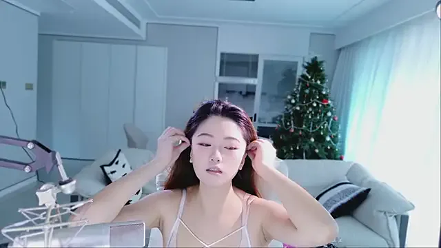 OrianaRossy – webcam model profile photo Image 7